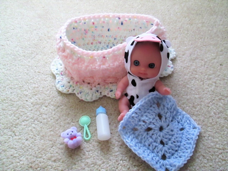 crochet cradle purse
