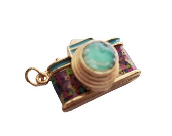 Camera pendant, charm, colorful, floral, mothers day, gift ideas, birthday, sister, best friend, teens, women, photography