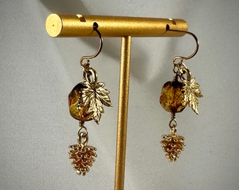 Verre tchèque, boucles d’oreilles accentuées d’or