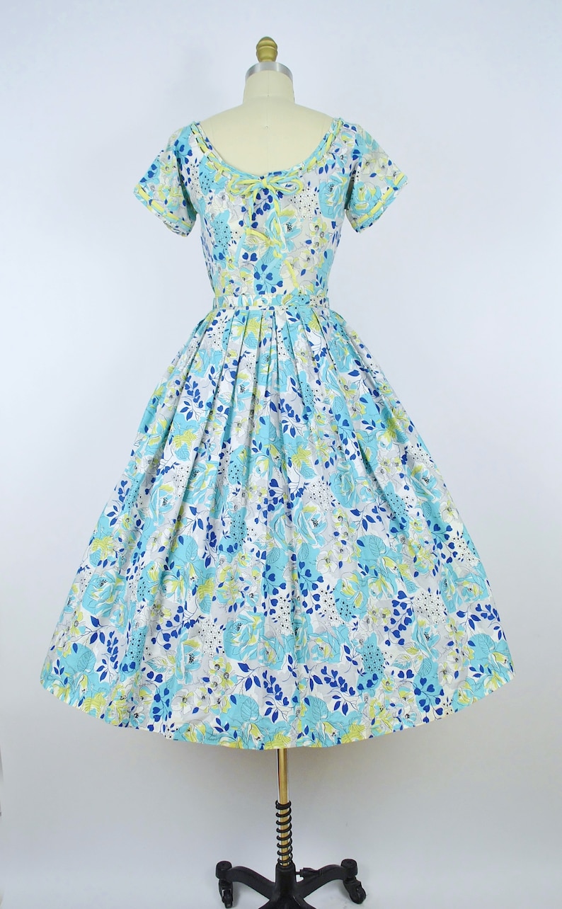 Vintage 50s Dress 1950s Cotton Sundress Navy Mint Blue Floral Heart Leaf Print Belted Full Circle Skirt Pinup Summer Garden Party Small S