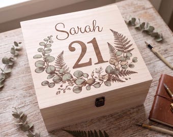 Personalised 21st Birthday Keepsake Box | Botanical 21 Wood Memory Chest Memento