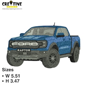 Puede incluir: Diseño bordado en azul de una camioneta Ford Raptor. El diseño incluye la palabra "FORD" en la parrilla y "RAPTOR" en la parte delantera. El diseño mide 14 cm de ancho y 8,8 cm de alto.