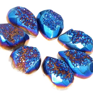 Grade AA Faceted Amazing 1 Piece Blue Teardrop 13x18mm Calibrated Druzy Druse Cabochon B86D5748