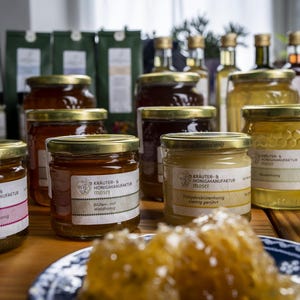 Honey Quartet – 4x 1kg of pure, natural enjoyment from Austria