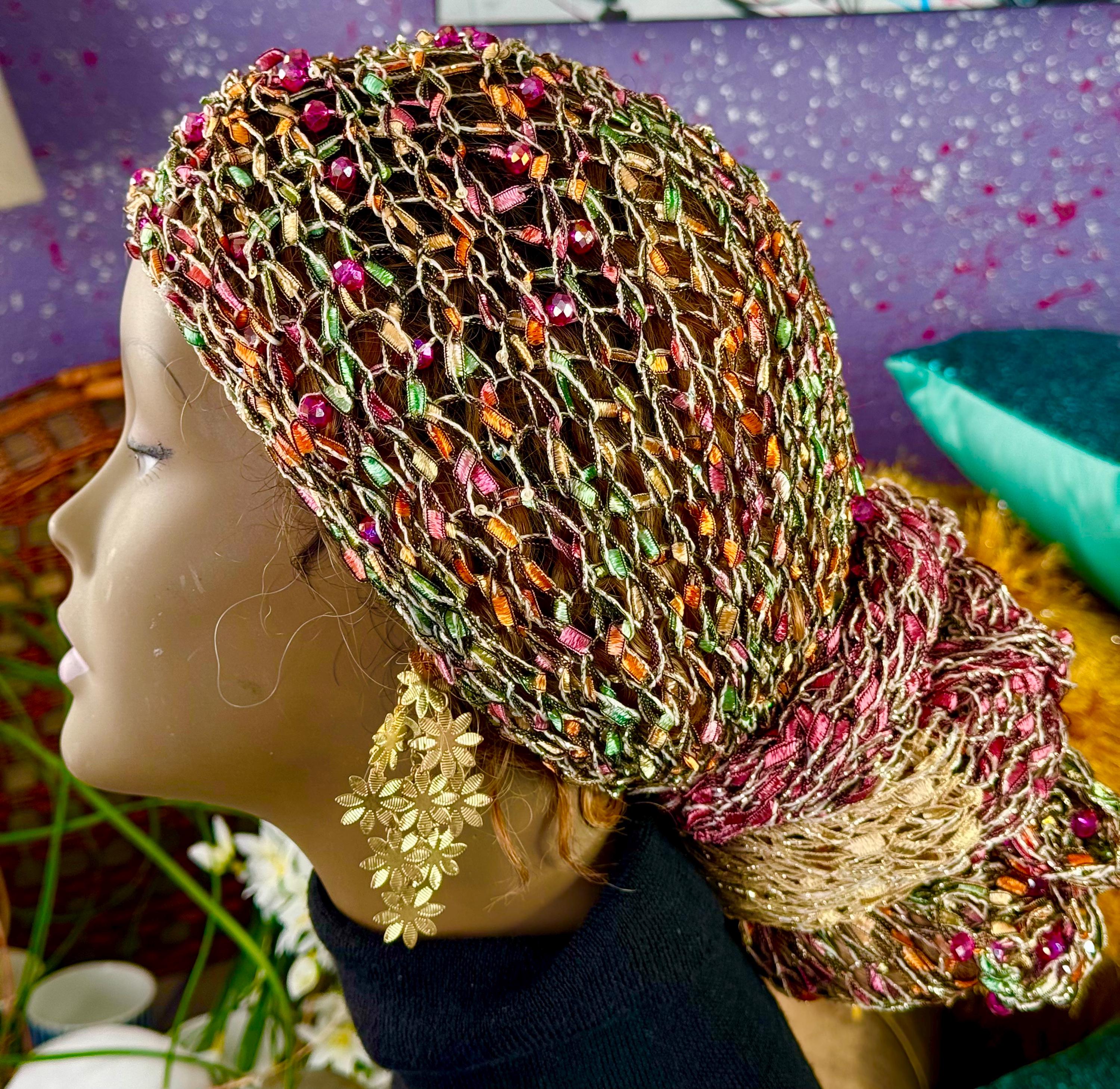 Sequined Layered Lace Turban Headwrap in Light Gray

GEL 11 0326 Micro Fiber Towel Turban - Gray – Grace Eleyae main image 4