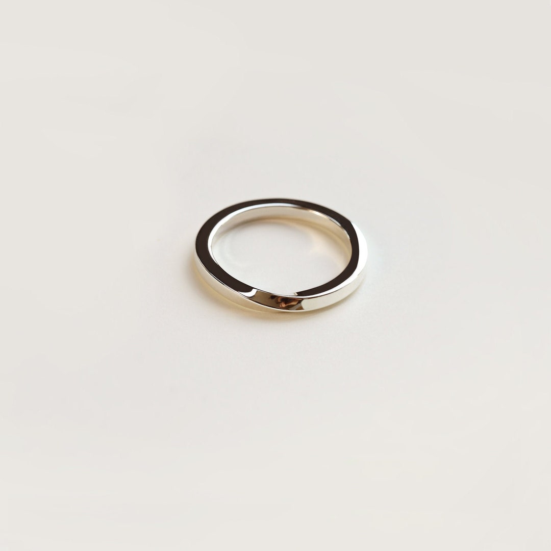 Medium Torsion Ring Twisted Band Ring Wedding Ring - Etsy