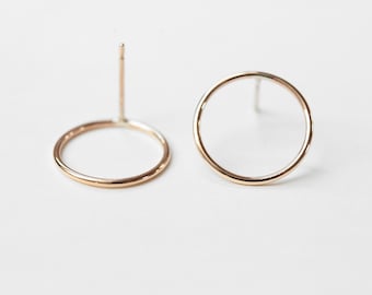 Circles - gold earrings - minimalist circle yellow gold stud earrings