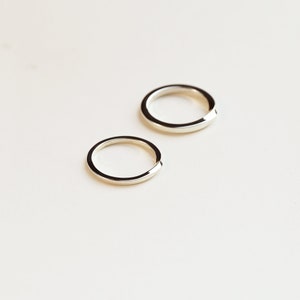 Medium torsion ring twisted band ring wedding ring image 9
