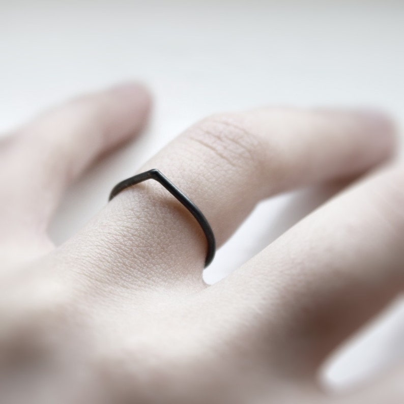 Thorn oxidized silver ring minimalist oxidized sterling silver pointy ring minimalist wedding band image 4