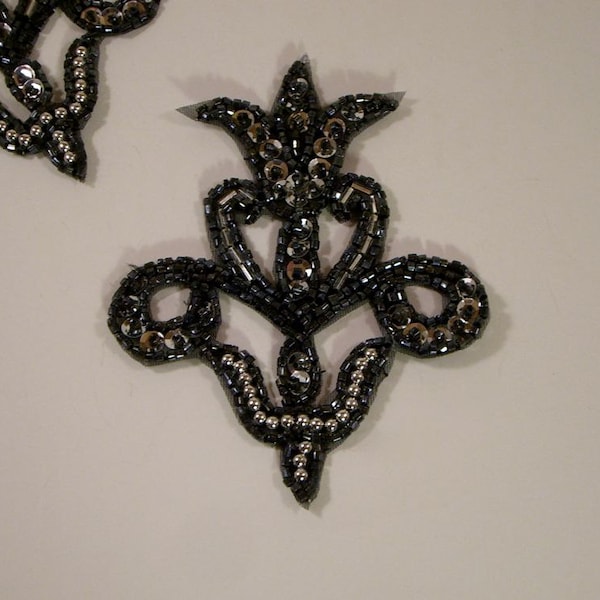 Argento e canna di fucile Fleur de Lis Motif Perline Applique - One Piece