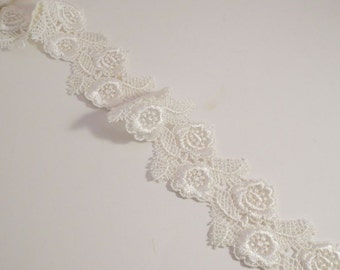 Ivory Floral Design Venise Lace Trim Wide--One Yard
