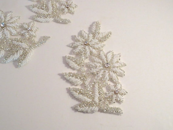 White and Crystal Silver Floral Design Beaded Applique With  display picture 2