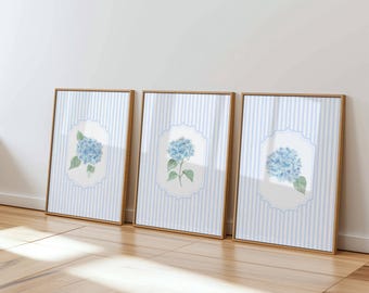 Blue Hortensie Wandkunst 3er-Set - Gestreifte Blumendrucke für Schlafzimmer, Wohnzimmer, Cottagecore oder Küstendekor