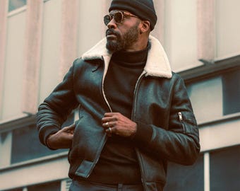 Men's Vintage Black Shearling Sheepskin Jacket: Fur Aviator B3 Bomber Coat