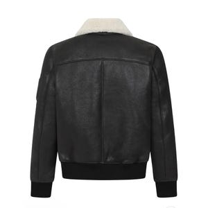 Men's Vintage Black Shearling Sheepskin Jacket: Fur Aviator B3 Bomber Coat