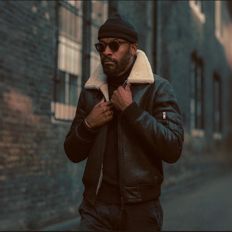 Men's Vintage Black Shearling Sheepskin Jacket: Fur Aviator B3 Bomber Coat