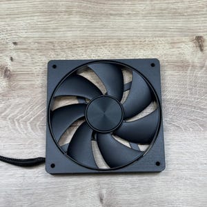 Slim 120mm / 17,5mm thick fan Nvidia style - RTX 5090 case fan design