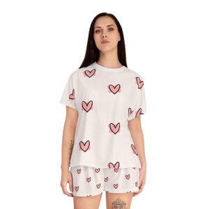 Women&#39;s Heart Print Pajama Set, Cute Sleepwear, Cozy Loungewear, Valentine&#39;s Gift, AOP PJs, Relaxing Homewear