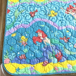 Rare 90s Disney Little Mermaid Quilted Crib Baby Blanket Ariel Flounder Vintage image 2