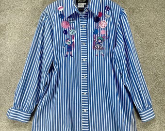 Bob Mackie Wunderliches Button Up Shirt L Blau Streifen Clown Luftballons Maximalist
