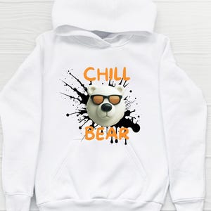 Digital konst med kylig björn | Söt björn med solglasögon | Utskrivbar väggkonst med svart bakgrund | Direkt nedladdning