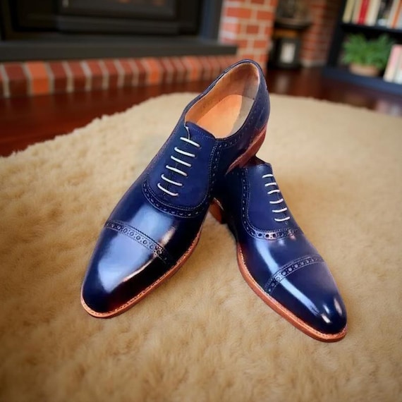 Zapatos de vestir de cuero azul marino hechos a mano para hombre