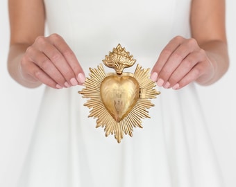 Sacred Heart, Milagro Heart, Gilded Gold Heart Box, Catholic Heart, Prayer Box
