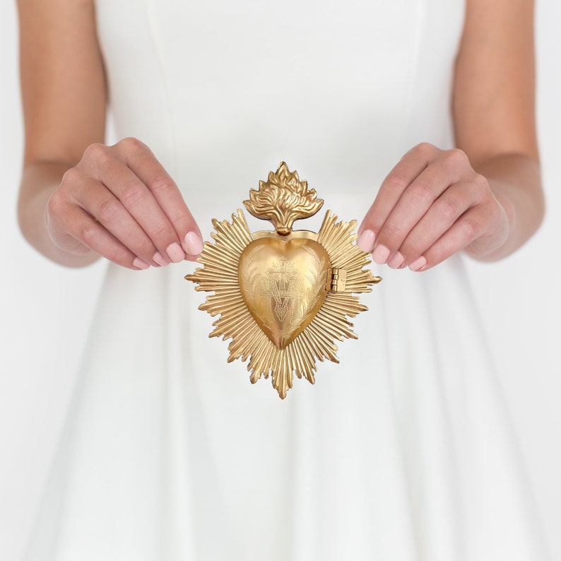 Sacred Heart, Milagro Heart, Gilded Gold Heart Box, Catholic Heart, Prayer Box image 2