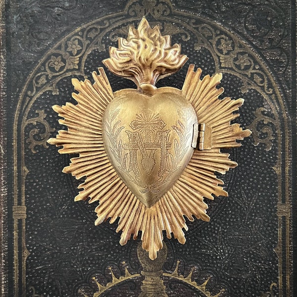 Sacred Heart, Milagro Heart, Antique Gold Heart Box, Catholic Heart, Prayer Box