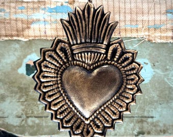 Kleines Schwarz und Gold Sacred Heart, Milagro ExVoto, Altar Dekor