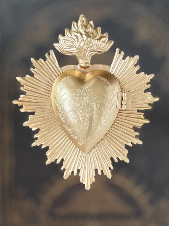 Sacred Heart, Metal Heart Milagro, Gold Heart Box, Ex Voto