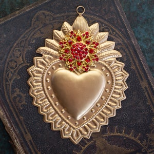 Hanging Sacred Heart, Milagro Heart, Gold Heart Flat, Catholic Heart, Altar Heart, Gilded Gold with red rhinestones, Laurel Heart