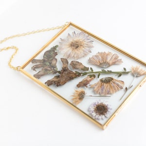 Pressed Flower Frame, Hanging glass frame 5x7 gold frame for pressed flowers or photos