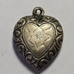 Vintage 1940s Sterling Silver Puffy Heart Charm Engraved &#39;Jane&#39;
