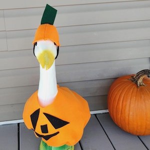 Handmade Felt Pumpkin Goose Outfit - Fall Thanksgiving Decor - Fits 23-25&quot; Goose
