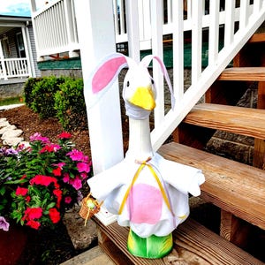 Easter Bunny White Felt Goose Outfit w/Basket of Eggs - Fits 23&quot; to 25&quot; Plastic/Cement Porch Goose -Handmade by Me - Easter Goose Clothing