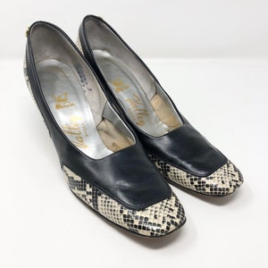 Vintage 1960s Python Snake Heels by Valley Shoes - Sz 9 fits like 7