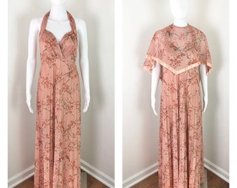 Elegant Vintage 1970s Dusty Rose Caped Accordion Empire Waist Maxi Dress -Union Made- Sz. XL to 1X Curvy