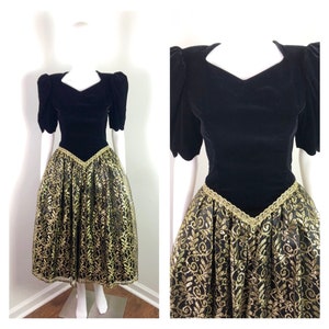 Vintage 1980s Black Velvet and Gold Lace Party Dress By Scott McClintock - Sz Small