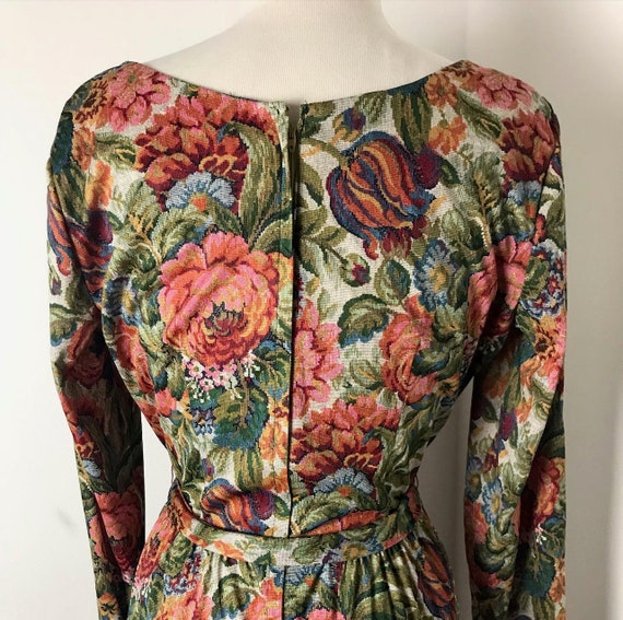 Vintage 70s Tapestry dress - image 6