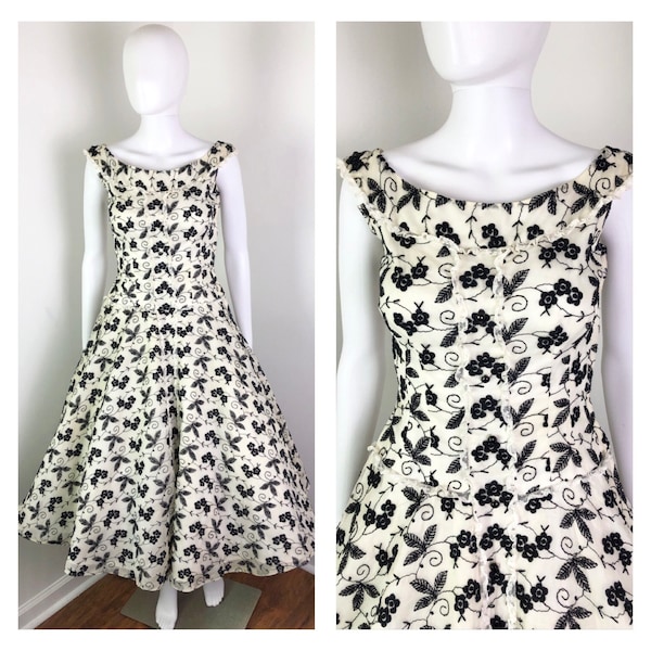 Vintage 1950s Ivory & Black Embroidered Foliage Fit and Flare  "Betty Draper" Party Dress w/ Lace - Sz XS to Small 26" waist