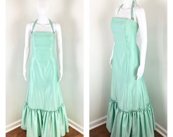 Vintage Y2K Mint Green Trumpet Style Halter Party Dress by Jessica McClintock for Gunne Sax - Medium to Large