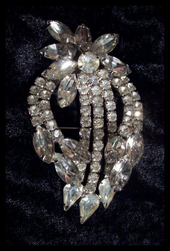 Vintage Silver Brooch - image 2