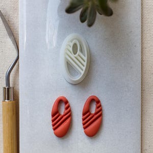 Boho Striped Oval Polymer Clay Cutter (31.8mm): drop shape jewelry tool for earrings