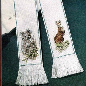 KIT/ Counted Cross Stitch Bookmark - Kangaroo and Koala - by Semco