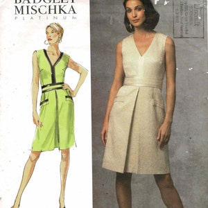 Badgley Mischka Platinum/Size 18, 20, & 22/V1026