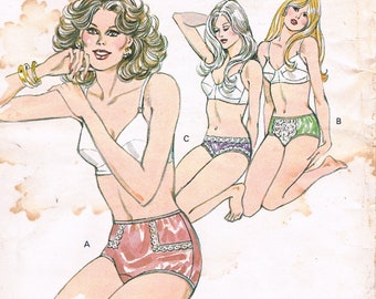 KWIK SEW  Pattern No. 1005 - Ladies Panties Pattern