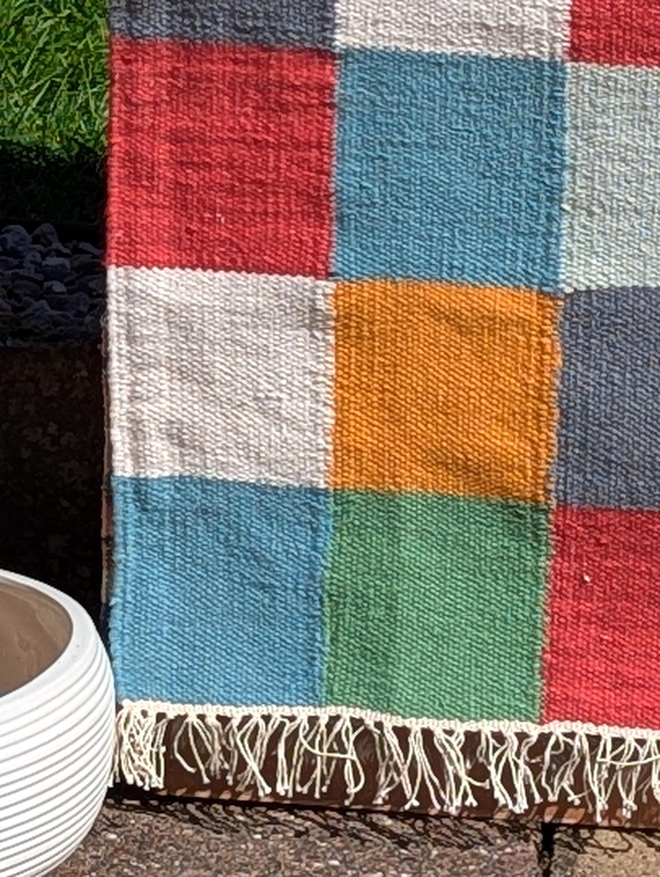 マルチカラーキリムラグ：100%ニュージーランドウール平織り 約