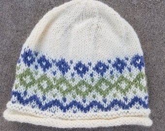 Hand knit baby hat, 0 to 6 month