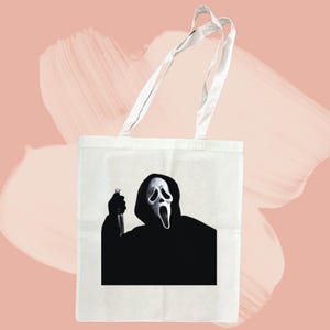 Tote Bag Scream Horror Movie – Aesthetic Cotton Tote – Gift for Her And Him – Hot Tik Tok Trend Viral Mask Ghostface –Scary Spooky Halloween